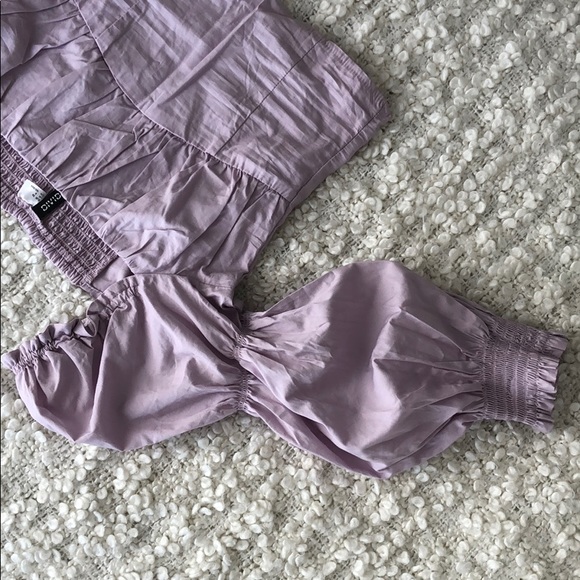 Lavender puffy sleeve top- brand new/never worn - Picture 2 of 2